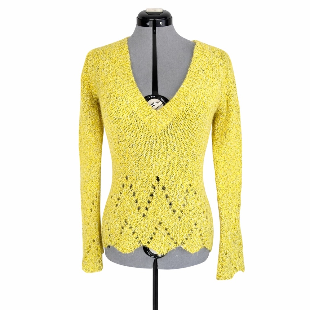 Cashmere Wool Blend Excellent Yellow  V-Neck Knit Sweater Scalloped Hem